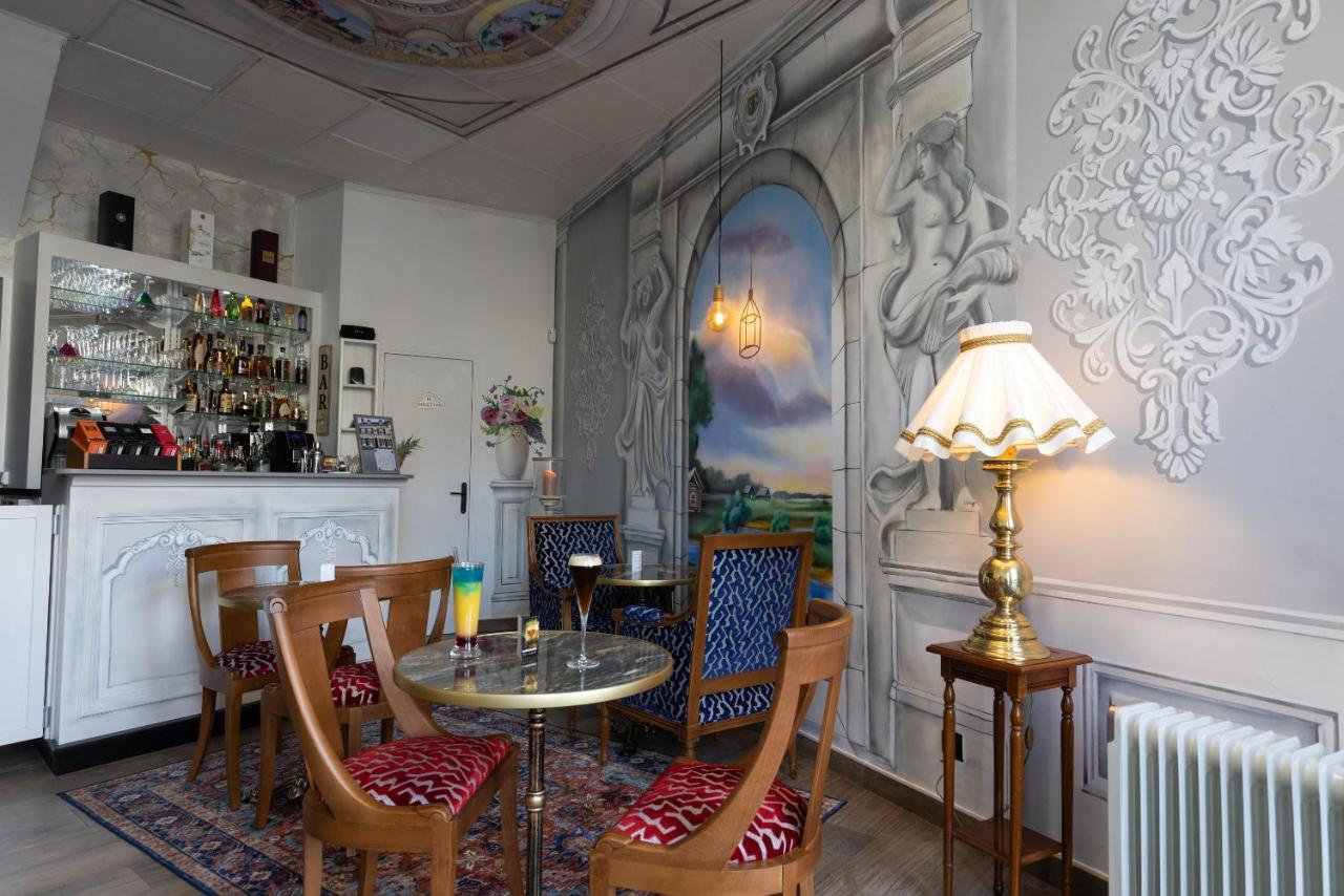 דראו Hotel Le Beffroi מראה חיצוני תמונה